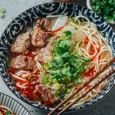   Lanzhou牛肉麺は甘くて辛くて、そして驚くほどジューシーで食べ応えのある麺！